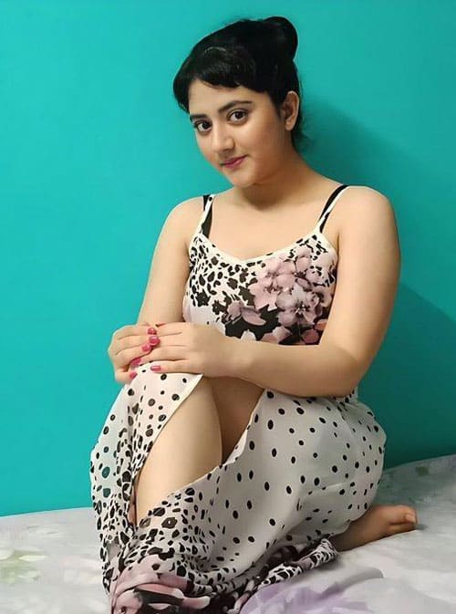 escorts in Manali